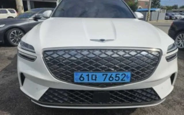 수원경차중고차 일렉트리파이드 GV70 e-AWD 매물 사진 14 - 2022/05 114,191km